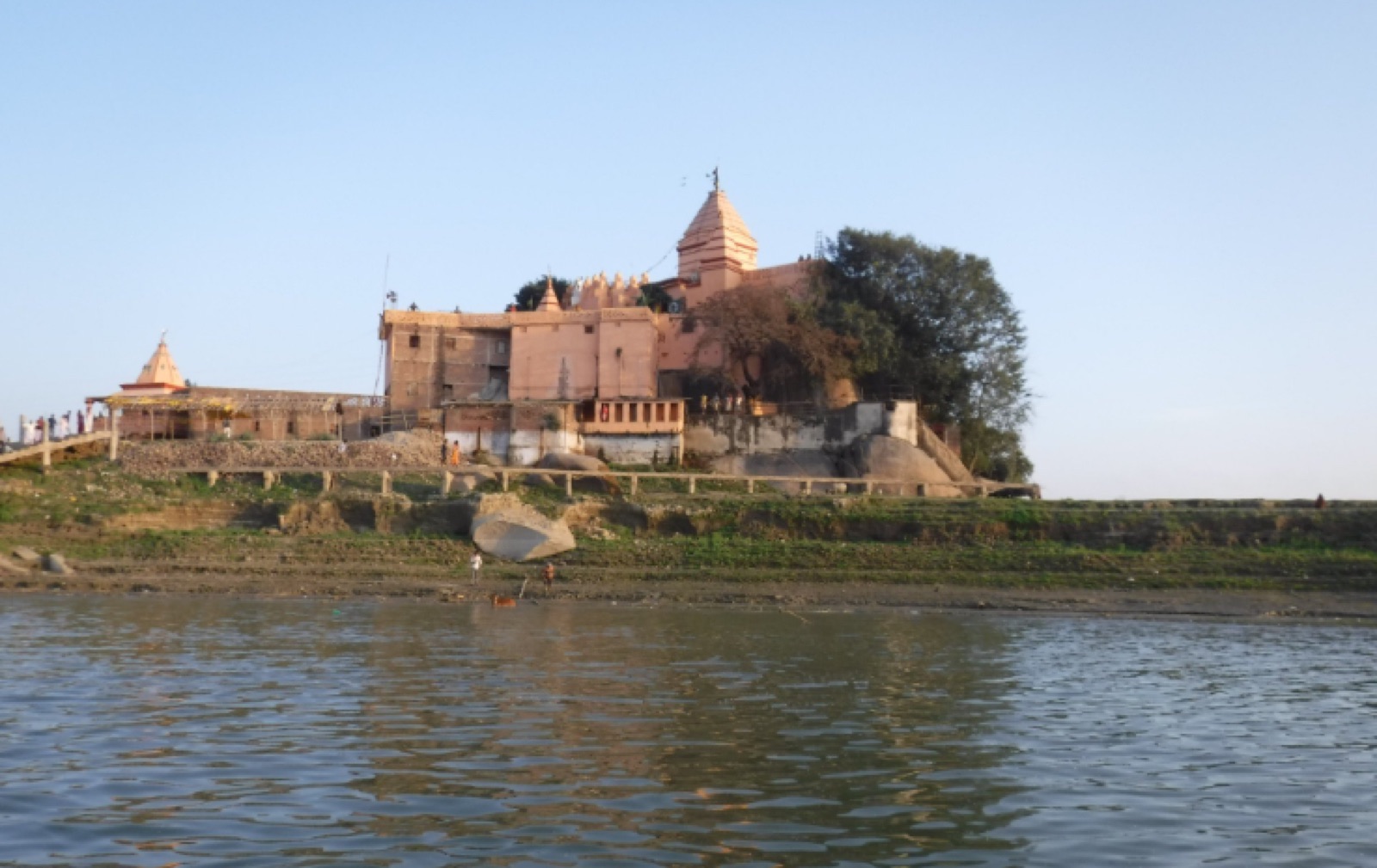 Ajgaibinath Shiva temple on a rocky island in the Ganga at Sultanganj